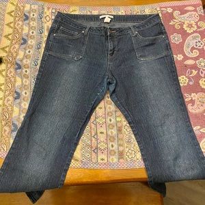 Size 17 No Boundaries straight legged stretch jean